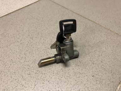 Замок сиденья, Kawasaki, ER 5, 1999, 0, 0