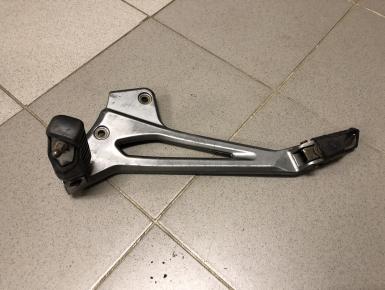 Кронштейн подножек водителя и пассажира левый, Kawasaki, ER 5, 1999, 0, 0