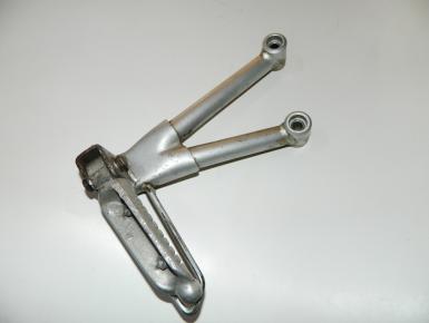 Кронштейн подножки пассажира левый, Suzuki, GSF 600 S Bandit, 2001, 0, 0