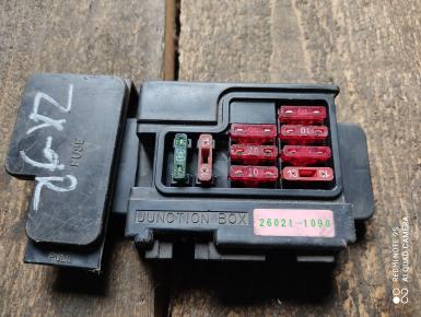 Блок предохранителей, Kawasaki, ZX 9 R Ninja, 1997, 0, 0