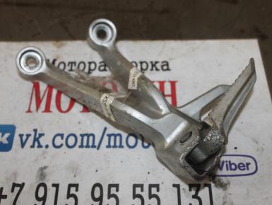 Кронштейн подножки пассажира левый, Suzuki, GSX R 1000, 2003, 0, 0