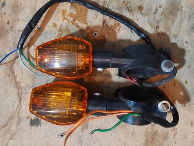 Поворотники передние комплект (левый и правый), Honda, BROS NT 400, 1989, 0, 0