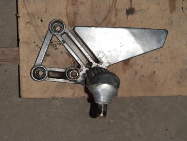 Кронштейн подножки водителя левый, Honda, BROS NT 400, 1989, 0, 0