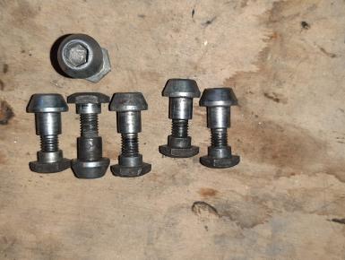 Набор болтов для мотоцикла крепления заднего колеса., Honda, BROS NT 400, 1989, 0, 0