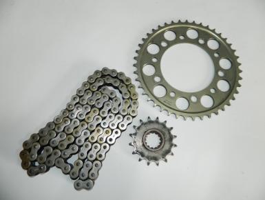 Ведомая и ведущая звезда и цепь привода колеса (комплект), Honda, VTR 1000 F , 0, 0