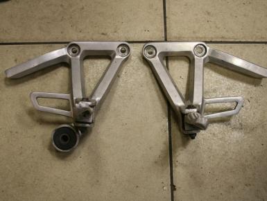 Подножка (упор) пассажира (левая и правая) В сборе с кронштейном, Yamaha , 0, 0