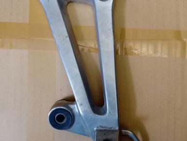 Кронштейн подножки пассажира левый, Yamaha, XJR 1300, 2001, 0, 0