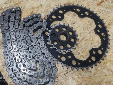 Ведомая и ведущая звезда и цепь привода колеса (комплект), BMW, F 800 R, 2011, 0, 0