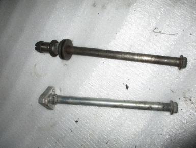 Набор болтов для мотоцикла крепления заднего колеса., Kawasaki, ZXR 750, 1991, 0, 0