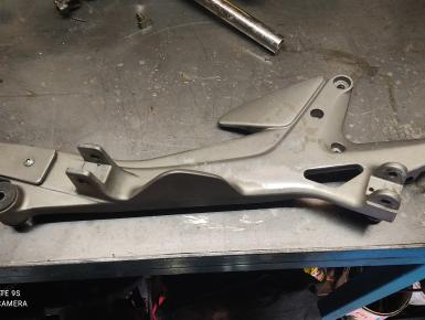 Кронштейн подножки водителя правый, Honda, CBF 1000 F ABS, 2007, 0, 0