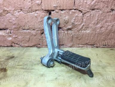 Подножка (упор) пассажира правая В сборе с кронштейном, Honda, CBR 750 Hurricane , 0, 0