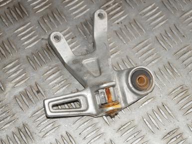 Кронштейн подножки пассажира правый, Yamaha, FZR 750 Genesis, 1988, 0, 0