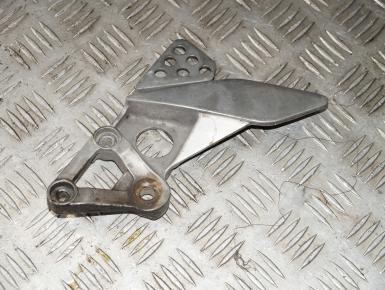 Кронштейн подножки водителя левый, Yamaha, FZR 750 Genesis, 1988, 0, 0