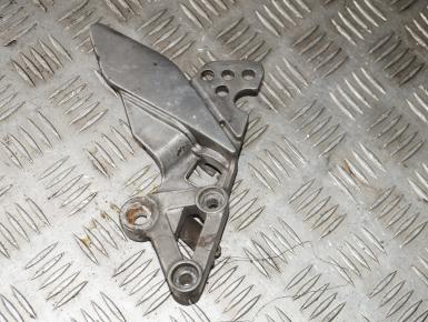 Кронштейн подножки водителя правый, Yamaha, FZR 750 Genesis, 1988, 0, 0