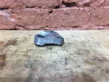 Кронштейн подножки водителя правый, Yamaha, FZR 250, 1989, 0, 0