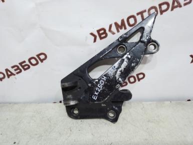 Кронштейн подножки водителя правый, Kawasaki, ZZR 250, 1990, 0, 0