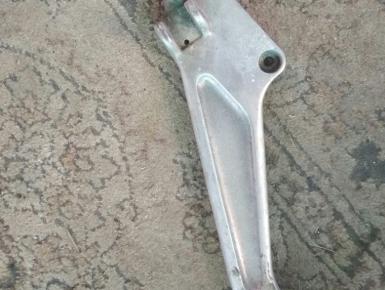Кронштейн подножки пассажира левый, Honda, 1992, 0, 0