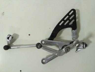 Подножка (упор), Yamaha, 0, 1