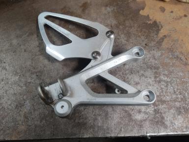 Кронштейн подножки водителя правый, Honda, CBR 600 F4i, 2002, 0, 0