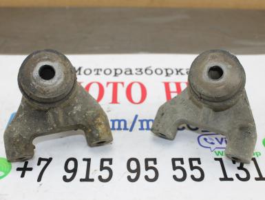 Кронштейны крепления двигателя левый и правый ( комплект ), Kawasaki, GPX 600 R , 0, 0