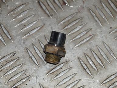 Датчик включения вентилятора, Suzuki, GSX R 600, 1998, 0, 0