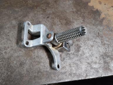 Кронштейн подножки пассажира правый, Kawasaki, ZX 6 R Ninja, 2006, 0, 0