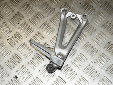 Кронштейн подножки пассажира правый, Honda, CBR 600 F4i, 2002, 0, 0