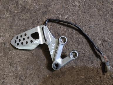 Кронштейн подножки водителя правый, Suzuki, GSX R 750, 2004, 0, 0