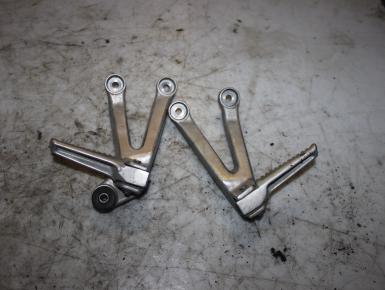 Кронштейн подножки пассажира левый и правый (комплект), Honda, CBR 900 RR (SC28) , 0, 0