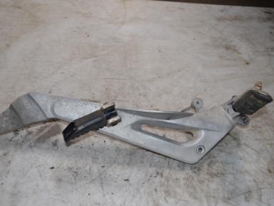 Кронштейн подножек водителя и пассажира левый, Honda, NT 650 V Deauville, 2000, 0, 0