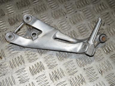 Кронштейн подножки пассажира левый, Honda, CBR 1100 XX Super Blackbird, 2000, 0, 0