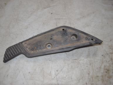 Накладка на подножку левая, Suzuki, AN 400 Skywave (Burgman), 1999, 0, 0