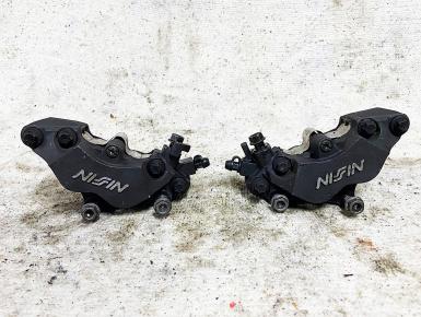 Суппорт Левый и правый передний (комплект), Honda, CBR 900 RR (SC28), 1995, 0, 0