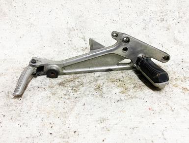 Кронштейн подножки водителя правый, Honda, CB 400 SF, 1996, 0, 0