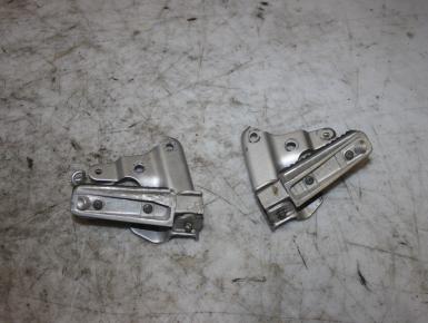 Кронштейн подножки пассажира левый и правый (комплект), Yamaha, XP 500, 2005, 0, 0