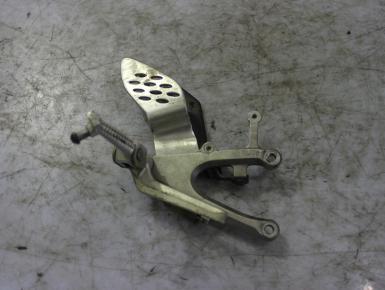 Кронштейн подножки водителя правый, Yamaha, YZF R1, 2005, 0, 0