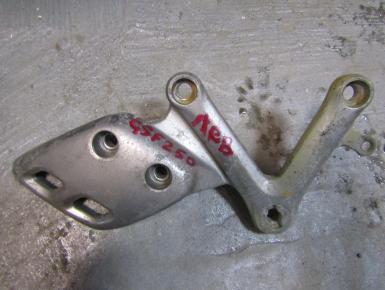 Кронштейн подножки водителя правый, Suzuki, GSF 250 Bandit, 1996, 0, 0