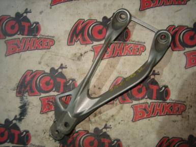 Кронштейн подножки пассажира правый, Kawasaki, ZX 6 R Ninja, 2006, 0, 0