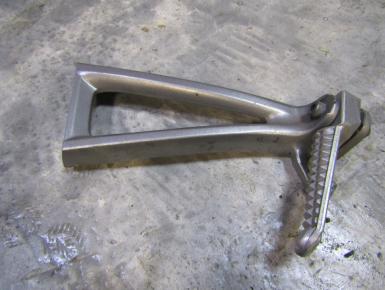 Кронштейн подножки пассажира правый, Yamaha, YZF R6, 2006, 0, 0