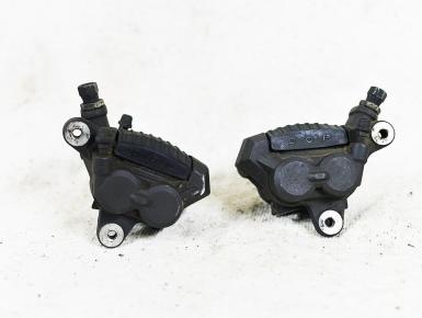 Суппорт Левый и правый передний (комплект), Suzuki, GSX 600 F Katana, 1993, 0, 0