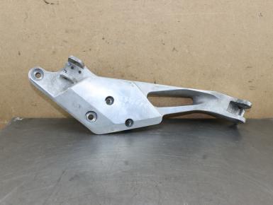 Кронштейн подножек водителя и пассажира правый, Honda, CB 400 VTEC Spec II , 0, 0