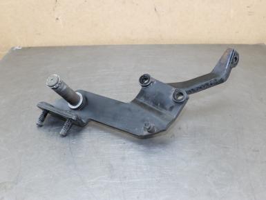 Кронштейн подножки водителя правый, Yamaha, Road Star 1700, 2005, 0, 0