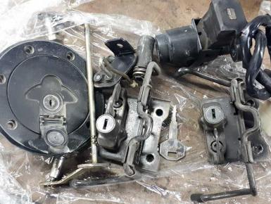 Замки (Комплект), Kawasaki, GPX 400, 1988, 0, 0