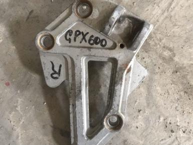 Кронштейн подножки водителя правый, Kawasaki, GPX 600 R, 1989, 0, 0