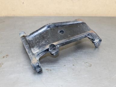 Кронштейн подножки водителя левый, Yamaha, XVZ 1300 A Royal Star, 1998, 0, 0