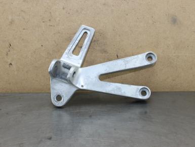 Кронштейн подножки пассажира правый, Yamaha, FZR 250, 1988, 0, 0