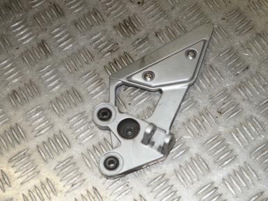 Кронштейн подножки водителя левый, Yamaha, FZ 6, 2004, 0, 0