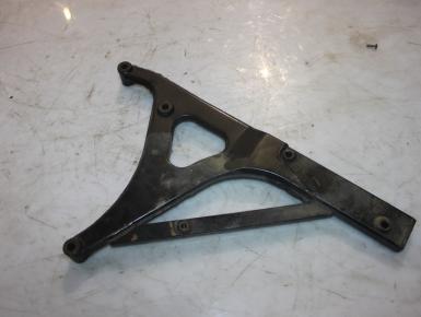 Кронштейн крепления глушителя Правый, Suzuki, AN 400 Skywave (Burgman), 1999, 0, 0