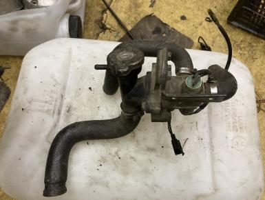 Корпус термостата в сборе с заливной горловиной, Suzuki, GSF 250 Bandit, 1992, 0, 0