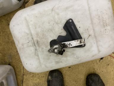 Кронштейн подножки водителя правый, Suzuki, GSF 250 Bandit, 1992, 0, 0